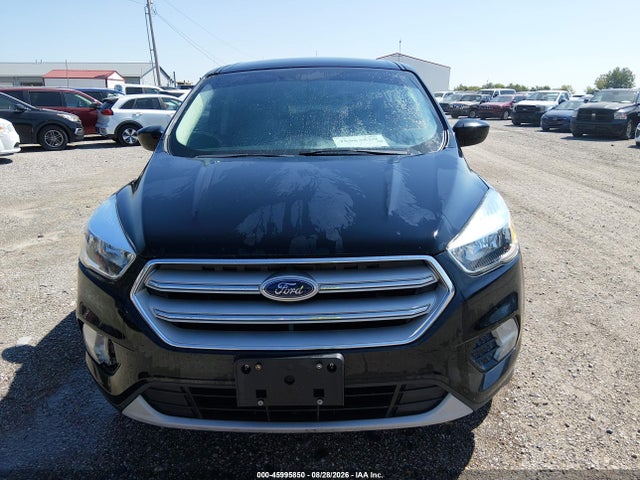 2017 Ford Escape Se მანქანა იყიდება აუქციონზე, vin: 1FMCU9GD0HUE50374, აუქციონის ნომერი: 45995850