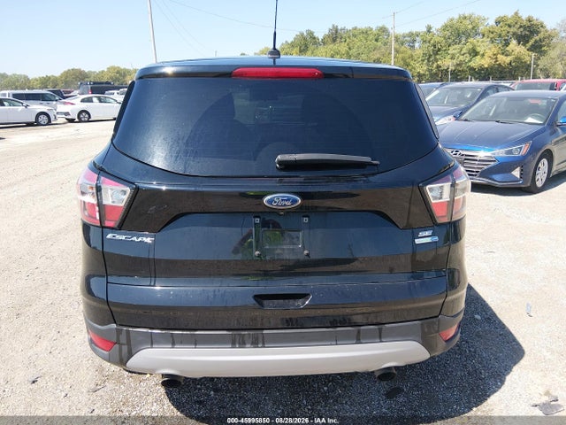 2017 Ford Escape Se მანქანა იყიდება აუქციონზე, vin: 1FMCU9GD0HUE50374, აუქციონის ნომერი: 45995850