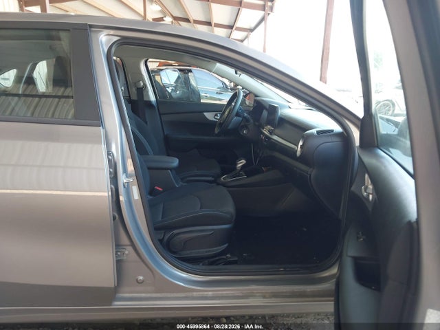45995864 :رقم المزاد ، 3KPF24AD9RE738509 vin ، 2024 Kia Forte Lxs مزاد بيع