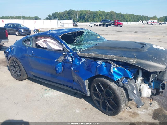 Продажа на аукционе авто 2017 Ford Mustang Gt Premium, vin: 1FA6P8CF3H5203490, номер лота: 45995865