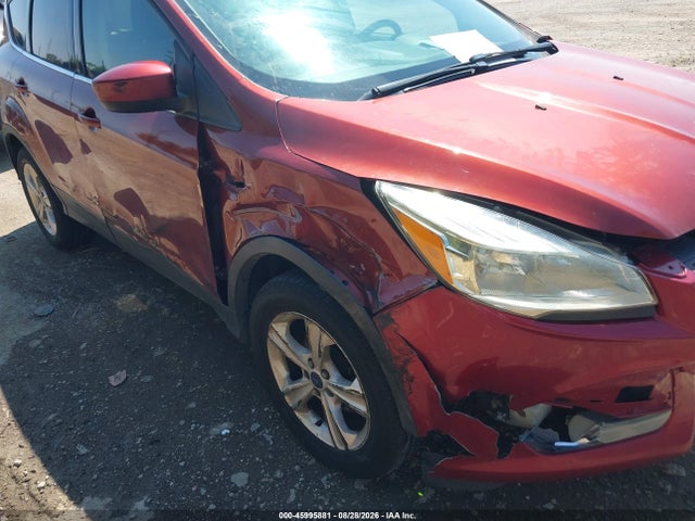 45995881 :رقم المزاد ، 1FMCU0GX1GUA44267 vin ، 2016 Ford Escape Se مزاد بيع