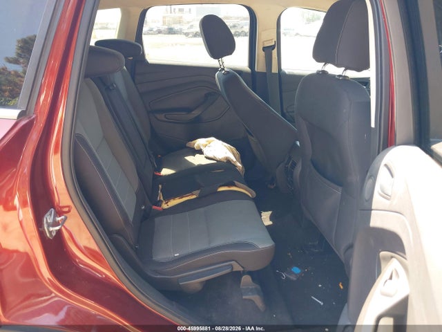 45995881 :رقم المزاد ، 1FMCU0GX1GUA44267 vin ، 2016 Ford Escape Se مزاد بيع