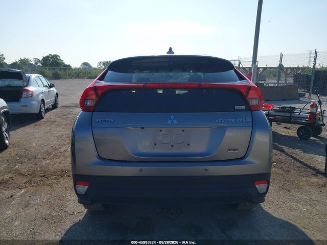 2018 Mitsubishi Eclipse Cross Le მანქანა იყიდება აუქციონზე, vin: JA4AT4AA5JZ070479, აუქციონის ნომერი: 45995924