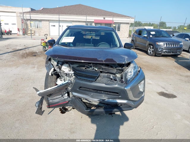 2018 Mitsubishi Eclipse Cross Le მანქანა იყიდება აუქციონზე, vin: JA4AT4AA5JZ070479, აუქციონის ნომერი: 45995924
