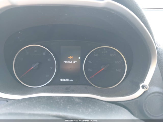 2018 Mitsubishi Eclipse Cross Le მანქანა იყიდება აუქციონზე, vin: JA4AT4AA5JZ070479, აუქციონის ნომერი: 45995924