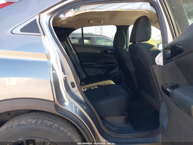 2018 Mitsubishi Eclipse Cross Le მანქანა იყიდება აუქციონზე, vin: JA4AT4AA5JZ070479, აუქციონის ნომერი: 45995924