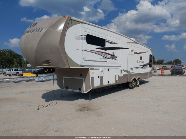 Продажа на аукционе авто 2012 Redwood Other, vin: 4V0FC3620CR002106, номер лота: 45995932