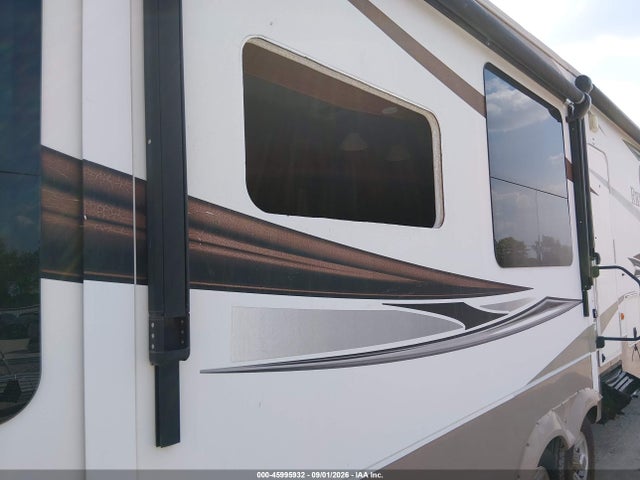 Продажа на аукционе авто 2012 Redwood Other, vin: 4V0FC3620CR002106, номер лота: 45995932