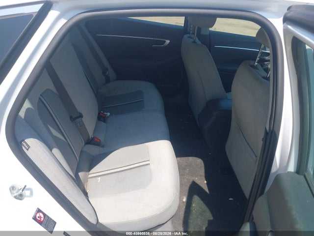 45995938 :رقم المزاد ، 5NPEG4JA9MH068130 vin ، 2021 Hyundai Sonata Se مزاد بيع