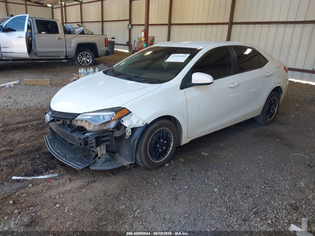 Toyota COROLLA L 2017 5YFBURHE9HP673291 Image 2