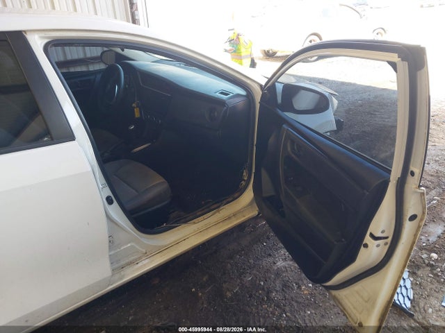 Toyota COROLLA L 2017 5YFBURHE9HP673291 Image 5