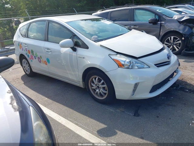 Продаж на аукціоні авто 2013 Toyota Prius V Three, vin: JTDZN3EU7D3208550, номер лоту: 45995950