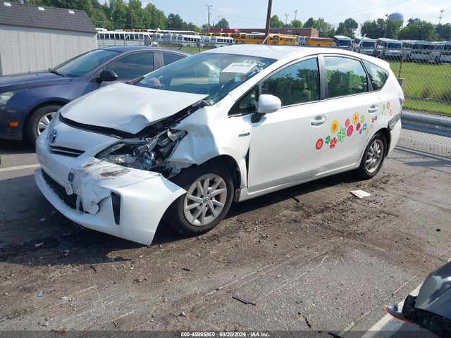 Продаж на аукціоні авто 2013 Toyota Prius V Three, vin: JTDZN3EU7D3208550, номер лоту: 45995950