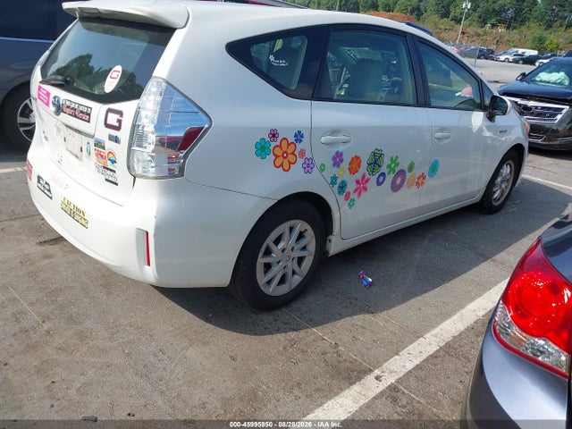 Продаж на аукціоні авто 2013 Toyota Prius V Three, vin: JTDZN3EU7D3208550, номер лоту: 45995950