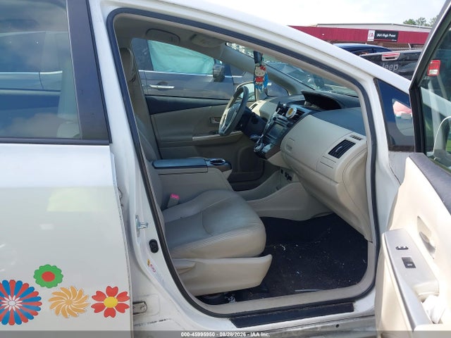 Продаж на аукціоні авто 2013 Toyota Prius V Three, vin: JTDZN3EU7D3208550, номер лоту: 45995950