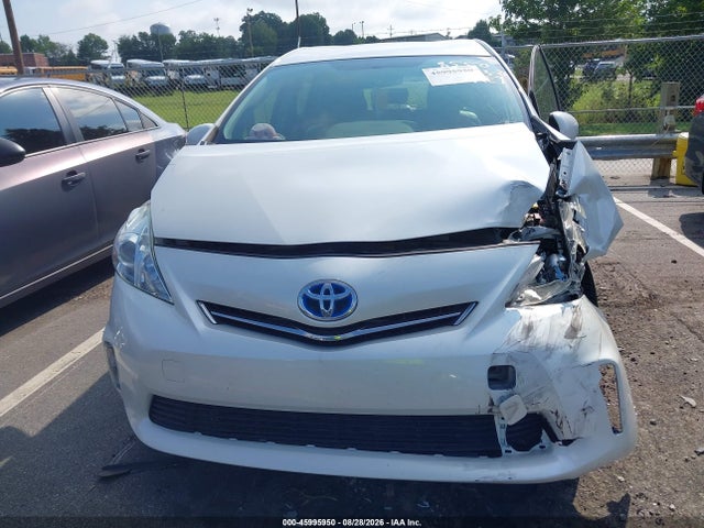 Продаж на аукціоні авто 2013 Toyota Prius V Three, vin: JTDZN3EU7D3208550, номер лоту: 45995950