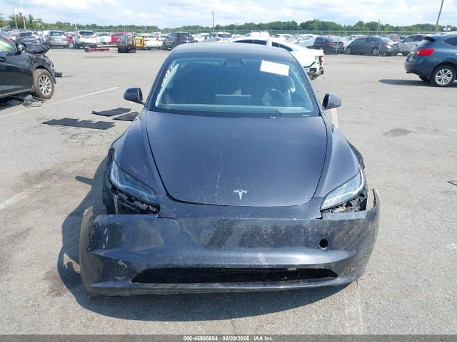 Tesla Model 3 Long Range Dual Motor All-wheel Drive 2024 5YJ3E1EB2RF821694 Image 10