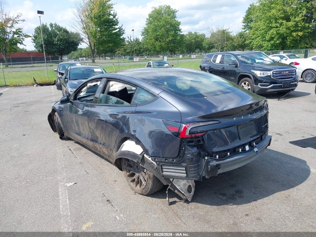 Tesla Model 3 Long Range Dual Motor All-wheel Drive 2024 5YJ3E1EB2RF821694 Image 3