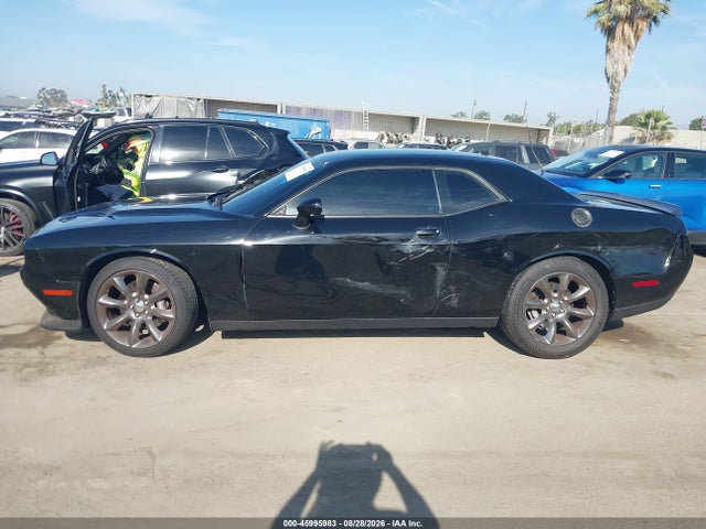 2015 Dodge Challenger R/t Scat Pack მანქანა იყიდება აუქციონზე, vin: 2C3CDZFJ9FH701909, აუქციონის ნომერი: 45995983
