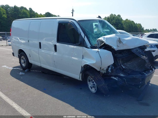 Продажа на аукционе авто 2021 Chevrolet Express Cargo Rwd 2500 Regular Wheelbase Wt, vin: 1GCWGAFP5M1256926, номер лота: 45995990