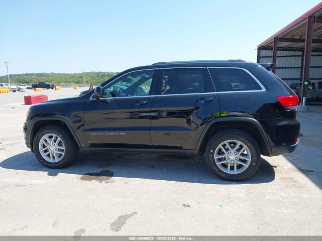 Продажа на аукционе авто 2017 Jeep Grand Cherokee Laredo 4x4, vin: 1C4RJFAG2HC802403, номер лота: 45996029