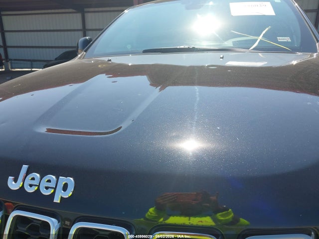 Продажа на аукционе авто 2017 Jeep Grand Cherokee Laredo 4x4, vin: 1C4RJFAG2HC802403, номер лота: 45996029