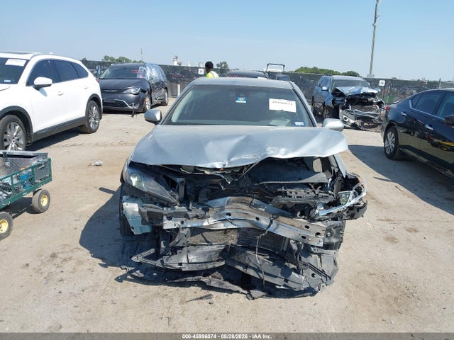 Продажа на аукционе авто 2019 Toyota Camry Se, vin: 4T1B11HK6KU699448, номер лота: 45996074