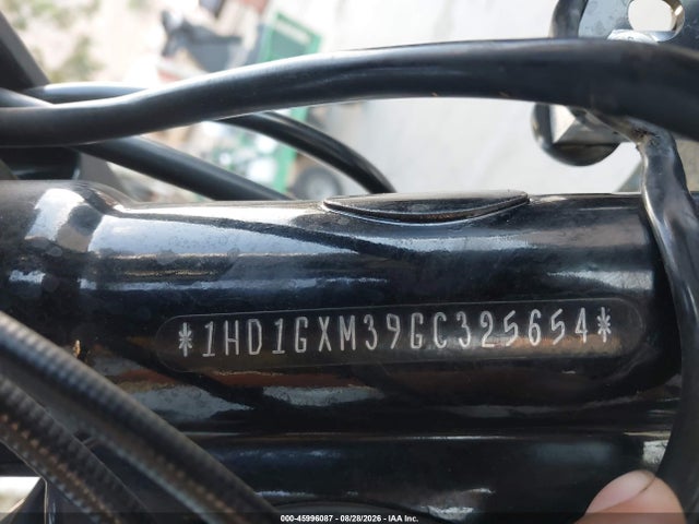 45996087 :رقم المزاد ، 1HD1GXM39GC325654 vin ، 2016 Harley-davidson Fxdb Dyna Street Bob مزاد بيع
