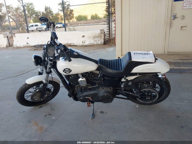45996087 :رقم المزاد ، 1HD1GXM39GC325654 vin ، 2016 Harley-davidson Fxdb Dyna Street Bob مزاد بيع