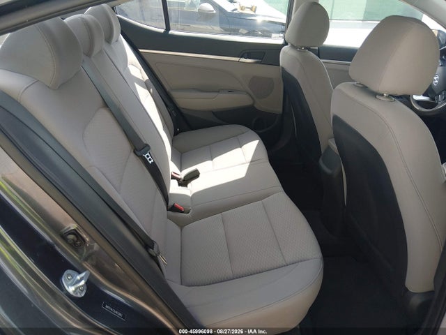 Продажа на аукционе авто 2020 Hyundai Elantra Se, vin: 5NPD74LF2LH613863, номер лота: 45996098