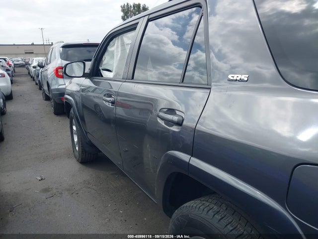 2017 Toyota 4runner Sr5 Premium მანქანა იყიდება აუქციონზე, vin: JTEZU5JR8H5151958, აუქციონის ნომერი: 45996118