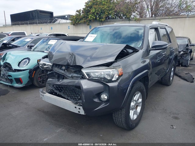 2017 Toyota 4runner Sr5 Premium მანქანა იყიდება აუქციონზე, vin: JTEZU5JR8H5151958, აუქციონის ნომერი: 45996118