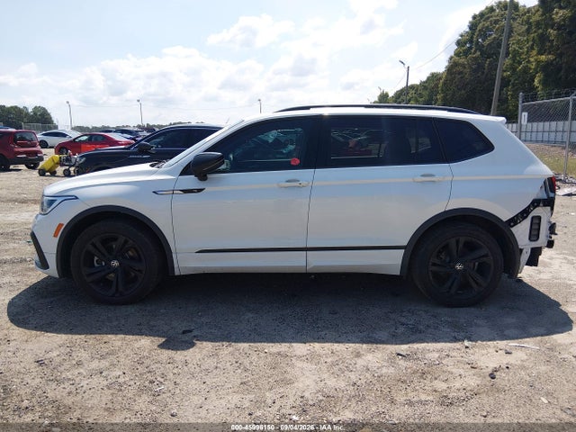 Aukcja sprzedaży 2024 Volkswagen Tiguan 2.0t Se R-line Black, vin: 3VVCB7AX5RM125597, numer aukcji: 45996150