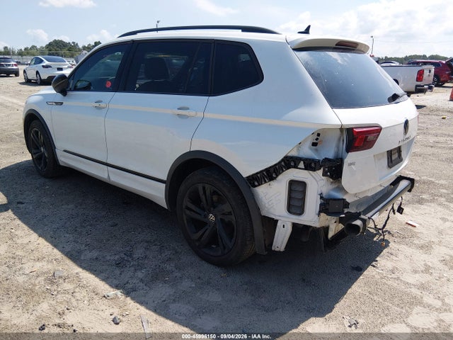 Aukcja sprzedaży 2024 Volkswagen Tiguan 2.0t Se R-line Black, vin: 3VVCB7AX5RM125597, numer aukcji: 45996150