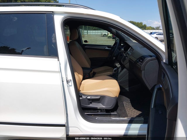 Aukcja sprzedaży 2024 Volkswagen Tiguan 2.0t Se R-line Black, vin: 3VVCB7AX5RM125597, numer aukcji: 45996150