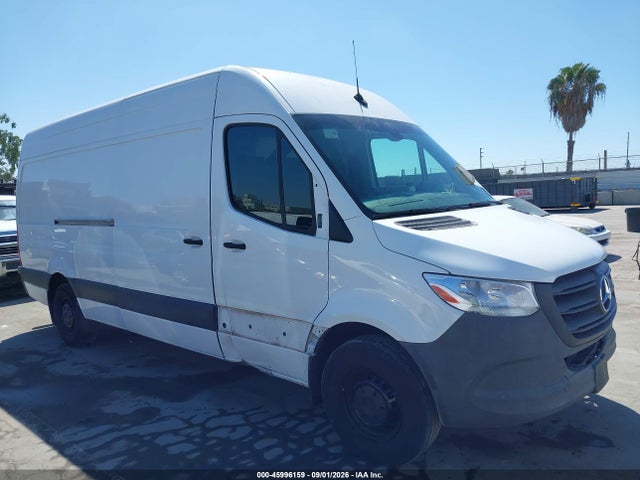 W1Y4KCHY4PT137972 Mercedes-Benz Sprinter 2500 High Roof 4-cyl Diesel