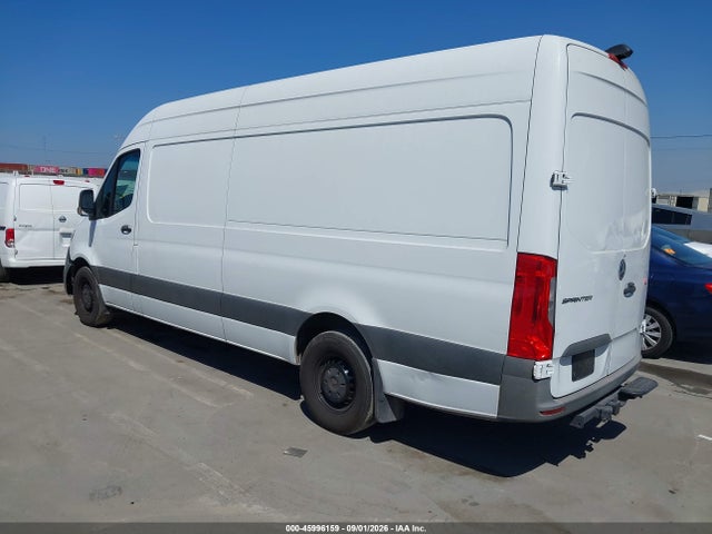 W1Y4KCHY4PT137972 Mercedes-Benz Sprinter 2500 High Roof 4-cyl Diesel