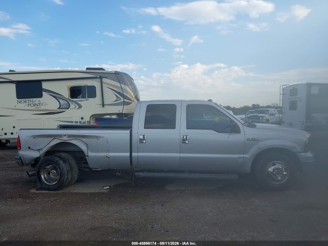 2006 Ford F-350 Lariat/xl/xlt მანქანა იყიდება აუქციონზე, vin: 1FTWW32P26EC47004, აუქციონის ნომერი: 45996174