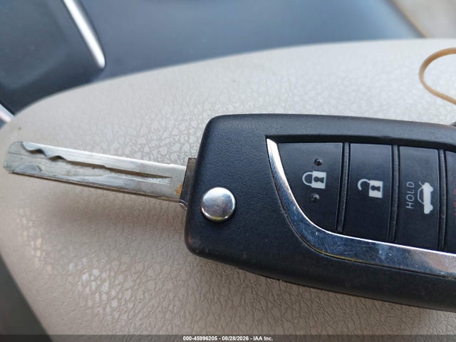 Auction sale of the 2021 Toyota Camry Le, vin: 4T1C11AK3MU498124, lot number: 45996205