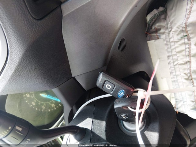 Продажа на аукционе авто 2018 Ford Escape Se, vin: 1FMCU9GD0JUD40124, номер лота: 45996223
