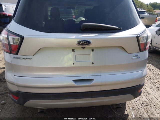 Продажа на аукционе авто 2018 Ford Escape Se, vin: 1FMCU9GD0JUD40124, номер лота: 45996223