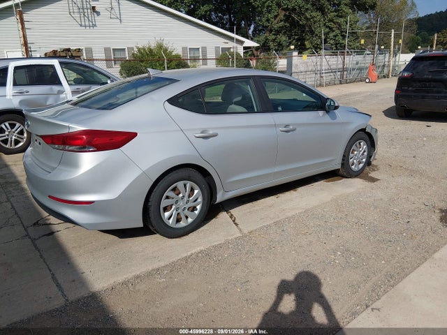 2017 Hyundai Elantra Se მანქანა იყიდება აუქციონზე, vin: 5NPD74LF4HH198018, აუქციონის ნომერი: 45996228
