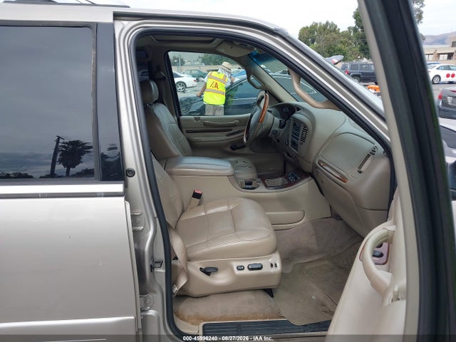 Aukcja sprzedaży 2002 Lincoln Navigator, vin: 5LMFU28R82LJ13721, numer aukcji: 45996240