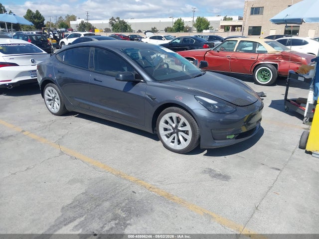 Продажа на аукционе авто 2022 Tesla Model 3 Rear-wheel Drive, vin: 5YJ3E1EA6NF296642, номер лота: 45996246