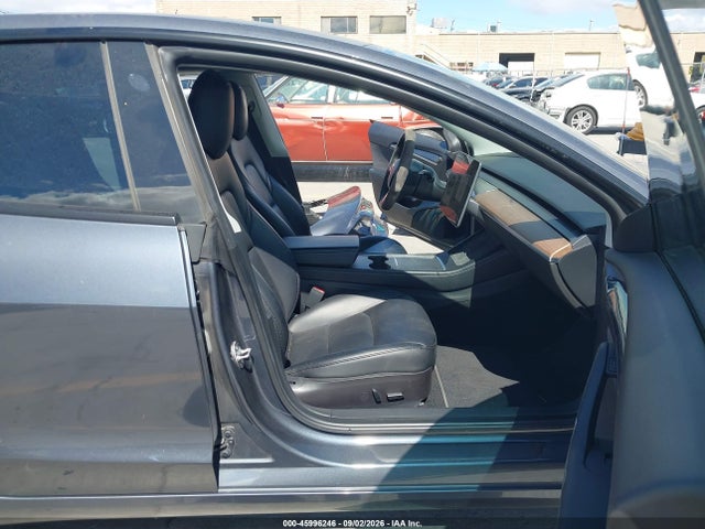 Продажа на аукционе авто 2022 Tesla Model 3 Rear-wheel Drive, vin: 5YJ3E1EA6NF296642, номер лота: 45996246