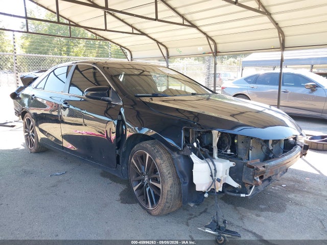 2015 Toyota Camry Se მანქანა იყიდება აუქციონზე, vin: 4T1BF1FK3FU983761, აუქციონის ნომერი: 45996263