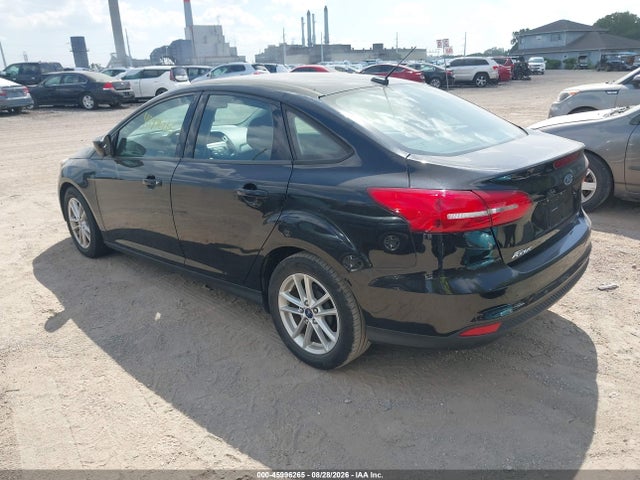 45996265 :رقم المزاد ، 1FADP3F22JL315900 vin ، 2018 Ford Focus Se مزاد بيع