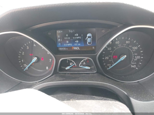 45996265 :رقم المزاد ، 1FADP3F22JL315900 vin ، 2018 Ford Focus Se مزاد بيع