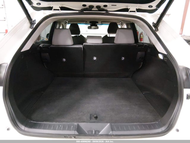 45996268 :رقم المزاد ، JTEAAAAH6MJ017389 vin ، 2021 Toyota Venza Le مزاد بيع