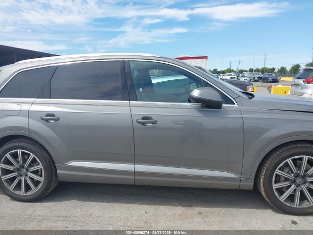 Audi Q7 3.0t Premium 2017 WA1VAAF73HD000523 Image 13